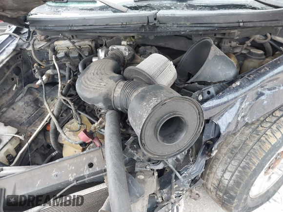 2004 Ford F-150 STX with VIN 1FTRX12W94NA00680, listed as a IAAI auction lot 41880972 with 1 mi miles. Bid and sale history available at carsss.com. Image 10.