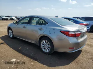 2015 Lexus ES 300h z VIN JTHBW1GG6F2099774, wystawiony jako Copart lot #53780185 z przebiegiem 78 719 mil mil oraz Szkoda całkowita • Salvage title. Historia ofert i sprzedaży dostępna na DreamBid. Obrazek 2.