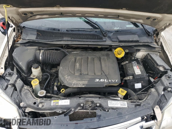 2014 Chrysler Town & Country Touring z VIN 2C4RC1BG0ER399617, wystawiony jako Copart lot #55416615 z przebiegiem 194 692 mil mil oraz Szkoda całkowita • Salvage title. Historia ofert i sprzedaży dostępna na DreamBid. Obrazek 12.