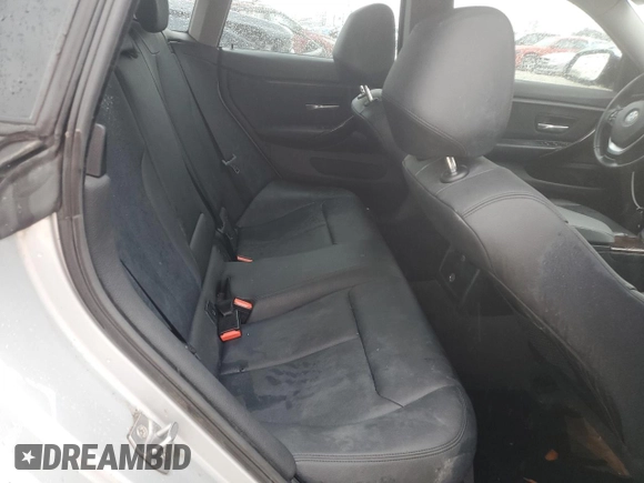 2015 BMW 4 Series 428i xDrive с VIN WBA4C9C59FD330853, выставлен на аукционе Copart как лот 52130785 с пробегом 128 618 миль миль и Списание • Salvage title. История ставок и продаж доступна на DreamBid. Изображение 10.