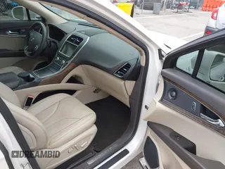 2016 Lincoln MKX Reserve with VIN 2LMTJ6LR3GBL37889, listed as a IAAI auction lot 41951540 with 43,644 mi miles. Bid and sale history available at carsss.com. Image 5.