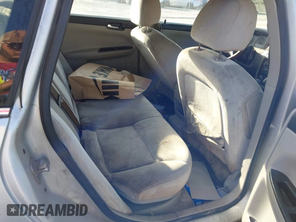 2009 Chevrolet Impala LT with VIN 2G1WT57K491229409, listed as a IAAI auction lot 42136758 with 212,567 mi miles and . Bid and sale history available at DreamBid. Image 8.
