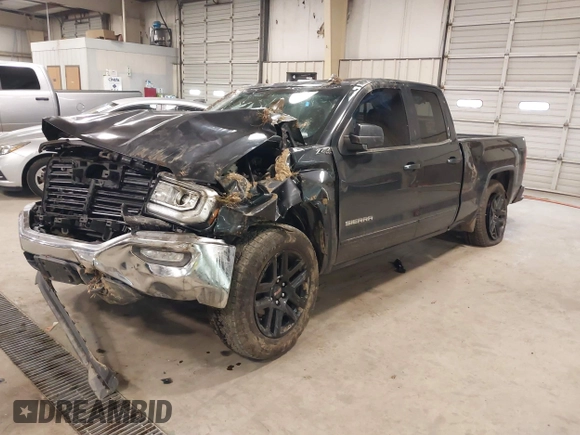 2017 GMC Sierra 1500 SLE z VIN 1GTV2MEC2HZ194077, wystawiony jako IAAI lot #41509400 z przebiegiem Nie podano mil oraz . Historia ofert i sprzedaży dostępna na DreamBid. Obrazek 17.