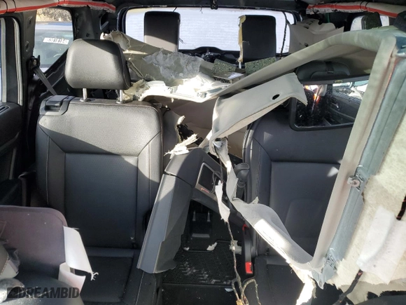 2021 Volkswagen Atlas 3.6L V6 SEL with VIN 1V2BR2CA2MC514031, listed as a Copart auction lot 85812794 with 43,894 mi miles and Salvage Title. Bid and sale history available at carsss.com. Image 10.