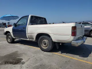 1989 Toyota Pickup z VIN JT4RN81R4K0003524, wystawiony jako Copart lot #56073845 z przebiegiem 153 704 mil mil oraz Tytuł czysty. Historia ofert i sprzedaży dostępna na DreamBid. Obrazek 2.
