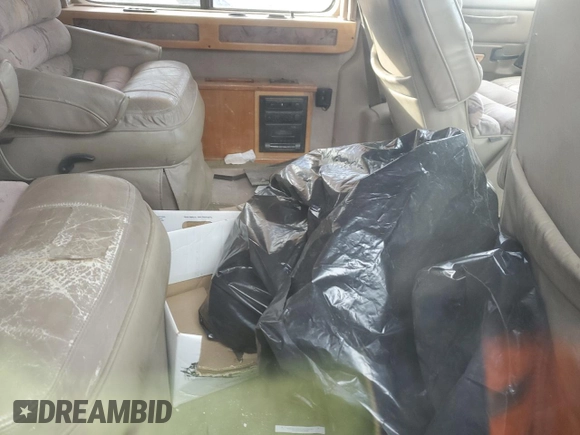 1995 Ford Econoline Cargo with VIN 1FDEE14H4SHB36046, listed as a Copart auction lot 88537635 with Not Provided miles and Non Repairable. Bid and sale history available at DreamBid. Image 11.