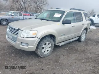 2007 Ford Explorer XLT with VIN 1FMEU73EX7UB55289, listed as a IAAI auction lot 41933815 with 192,559 mi miles. Bid and sale history available at carsss.com. Image 2.