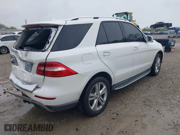 2015 Mercedes-Benz M 350 с VIN 4JGDA5JB9FA555541, выставлен на аукционе IAAI как лот 42187382 с пробегом 109 195 миль миль и . История ставок и продаж доступна на DreamBid. Изображение 4.