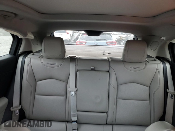 2019 Cadillac XT4 FWD Premium Luxury z VIN 1GYFZCR48KF141027, wystawiony jako Copart lot #52810535 z przebiegiem 18 295 mil mil oraz Szkody całkowita. Historia ofert i sprzedaży dostępna na DreamBid. Obrazek 10.
