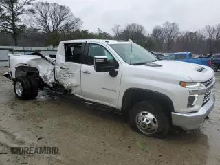 2022 Chevrolet Silverado 3500HD LTZ z VIN 1GC4YUEY9NF106158, wystawiony jako Copart lot #50033485 z przebiegiem 11 721 mil mil oraz Szkoda całkowita • Salvage title. Historia ofert i sprzedaży dostępna na DreamBid. Obrazek 4.