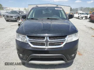 2019 Dodge Journey SE with VIN 3C4PDCBB1KT779370, listed as a Copart auction lot 53846695 with 63,623 mi miles and Salvage Title. Bid and sale history available at DreamBid. Image 5.