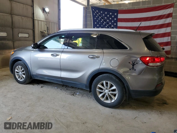 2017 Kia Sorento LX z VIN 5XYPGDA33HG293392, wystawiony jako Copart lot #62642604 z przebiegiem 73 242 mil mil oraz Szkoda całkowita • Salvage title. Historia ofert i sprzedaży dostępna na DreamBid. Obrazek 2.