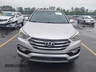 2017 Hyundai Santa Fe Ultimate z VIN 5XYZW4LA3HG472104, wystawiony jako IAAI lot #42352652 z przebiegiem 114 205 mil mil oraz . Historia ofert i sprzedaży dostępna na DreamBid. Obrazek 6.
