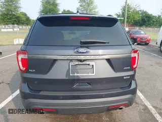 2017 Ford Explorer XLT с VIN 1FM5K8D87HGD95243, выставлен на аукционе IAAI как лот 42393470 с пробегом 133 772 миль миль и . История ставок и продаж доступна на DreamBid. Изображение 16.