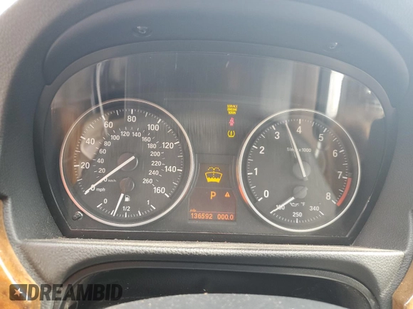 2008 BMW 3 Series 328xi z VIN WBAWC33508PD09383, wystawiony jako Copart lot #77994954 z przebiegiem 136 592 mil mil oraz Szkoda całkowita • Salvage title. Historia ofert i sprzedaży dostępna na DreamBid. Obrazek 9.
