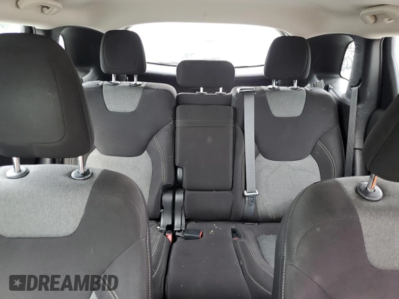 2015 Jeep Cherokee Sport z VIN 1C4PJLAB7FW761109, wystawiony jako Copart lot #57278505 z przebiegiem 99 169 mil mil oraz Szkoda całkowita • Salvage title. Historia ofert i sprzedaży dostępna na DreamBid. Obrazek 10.