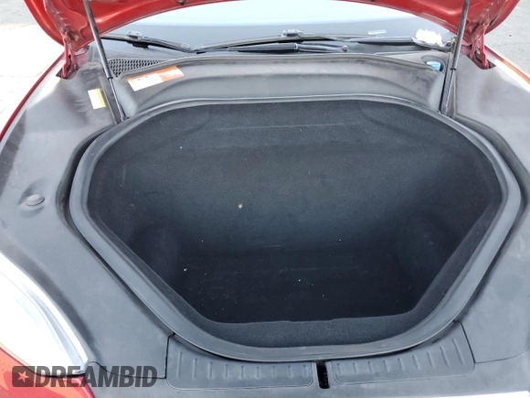 2015 Tesla Model S 85D with VIN 5YJSA1E40FF114095, listed as a Copart auction lot 84114284 with 114,882 mi miles and Salvage Title. Bid and sale history available at carsss.com. Image 13.