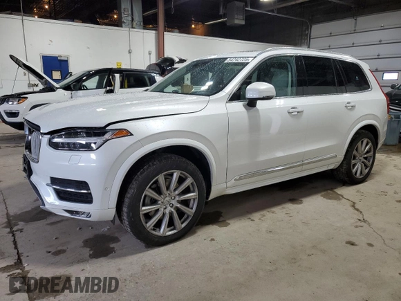 2017 Volvo XC90 Inscription с VIN YV4A22PL1H1186161, выставлен на аукционе Copart как лот 54742725 с пробегом 74 124 миль миль и Списание • Salvage title. История ставок и продаж доступна на DreamBid. Изображение 1.