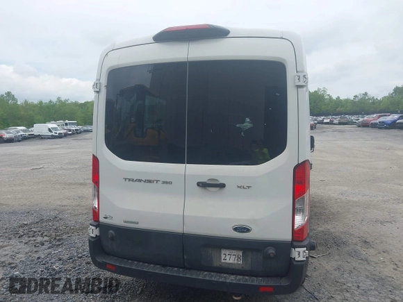 2020 Ford Transit Passenger XL z VIN 1FBAX2CG9LKA95093, wystawiony jako IAAI lot #42292375 z przebiegiem 53 912 mil mil oraz . Historia ofert i sprzedaży dostępna na DreamBid. Obrazek 17.