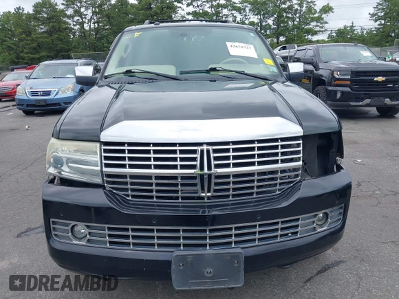 2009 Lincoln Navigator with VIN 5LMFU28529EJ01821, listed as a IAAI auction lot 42658727 with 130,855 mi miles and . Bid and sale history available at DreamBid. Image 6.
