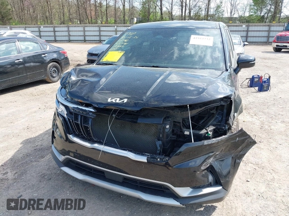 2024 Kia Carnival EX with VIN KNDNC5H30R6314489, listed as a IAAI auction lot 41923732 with 48,662 mi miles and . Bid and sale history available at carsss.com. Image 6.