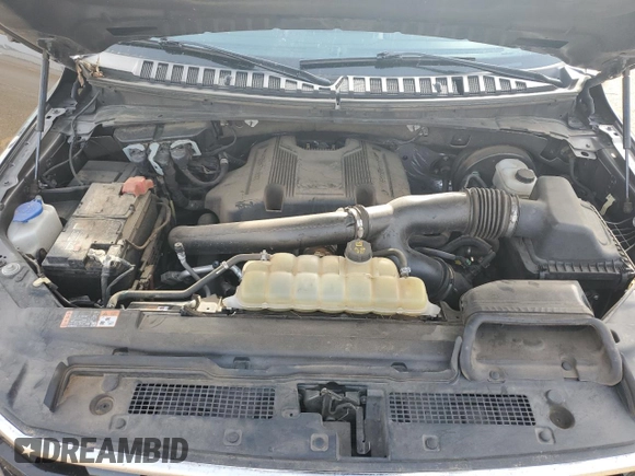 2020 Ford Expedition Limited with VIN 1FMJU1KT9LEB01563, listed as a Copart auction lot 49706755 with 106,567 mi miles and Clean title. Bid and sale history available at DreamBid. Image 12.