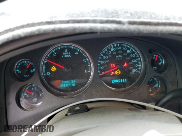 2008 Chevrolet Suburban 2LT with VIN 3GNFK16318G134655, listed as a Copart auction lot 52225855 with 298,925 mi miles and Salvage Title. Bid and sale history available at DreamBid. Image 9.