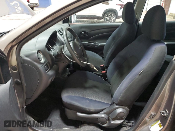 2012 Nissan Versa SV z VIN 3N1CN7AP9CL844342, wystawiony jako Copart lot #58189945 z przebiegiem 71 537 mil mil oraz Szkoda całkowita • Salvage title. Historia ofert i sprzedaży dostępna na DreamBid. Obrazek 7.