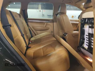 2006 Porsche Cayenne Turbo with VIN WP1AC29P06LA92028, listed as a Copart auction lot 84253554 with 147,440 mi miles and Clean Title. Bid and sale history available at carsss.com. Image 10.