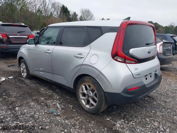 2020 Kia Soul LX with VIN KNDJ23AU1L7734823, listed as a IAAI auction lot 41449098 with 34,098 mi miles. Bid and sale history available at carsss.com. Image 3.