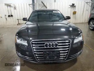 2011 Audi A8 z VIN WAURVAFD8BN005569, wystawiony jako Copart lot #52101065 z przebiegiem 104 893 mil mil oraz Szkody całkowita. Historia ofert i sprzedaży dostępna na DreamBid. Obrazek 5.