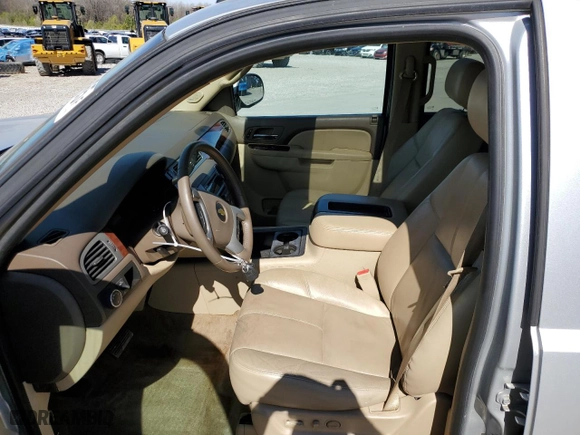 2012 Chevrolet Suburban LT with VIN 1GNSCJE03CR193184, listed as a Copart auction lot 49273465 with 152,876 mi miles and Salvage Title. Bid and sale history available at carsss.com. Image 7.
