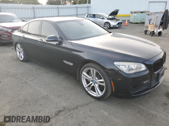 2015 BMW 7 Series 750i xDrive with VIN WBAYB6C56FD966052, listed as a Copart auction lot 47776235 with 123,754 mi miles and Clean Title. Bid and sale history available at DreamBid. Image 4.