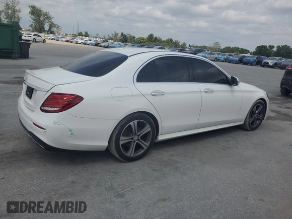 2018 Mercedes-Benz E-Class E 300 with VIN WDDZF4JB4JA376781, listed as a Copart auction lot 49887935 with 100,646 mi miles and Salvage Title. Bid and sale history available at carsss.com. Image 3.