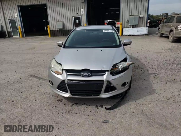 2014 Ford Focus SE with VIN 1FADP3F25EL250952, listed as a Copart auction lot 54406495 with 136,597 mi miles and Salvage Title. Bid and sale history available at carsss.com. Image 13.