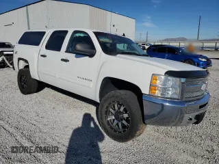 2013 Chevrolet Silverado 1500 LT with VIN 3GCPKSE72DG230652, listed as a Copart auction lot 83632464 with 121,411 mi miles and Salvage Title. Bid and sale history available at DreamBid. Image 4.