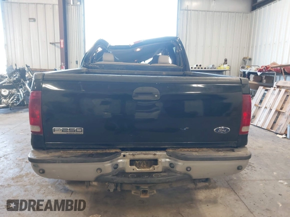 2007 Ford F-250 XL z VIN 1FTSW21P87EA62774, wystawiony jako IAAI lot #41635503 z przebiegiem 141 985 mil mil oraz . Historia ofert i sprzedaży dostępna na DreamBid. Obrazek 17.