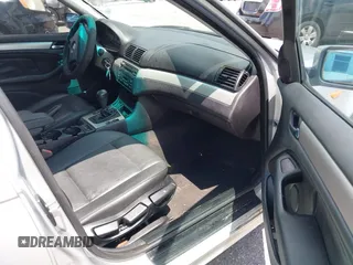 2003 BMW 3 Series 325xi with VIN WBAEU33443PH90683, listed as a IAAI auction lot 42741918 with 170,563 mi miles and . Bid and sale history available at DreamBid. Image 5.