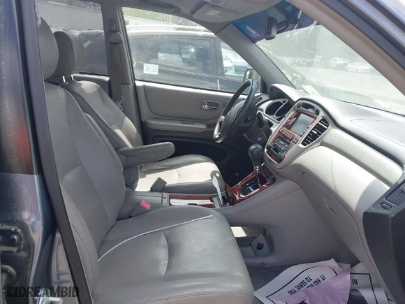 2007 Toyota Highlander Hybrid w/3rd Row with VIN JTEDW21A770018813, listed as a IAAI auction lot 41960906 with 263,798 mi miles. Bid and sale history available at carsss.com. Image 5.