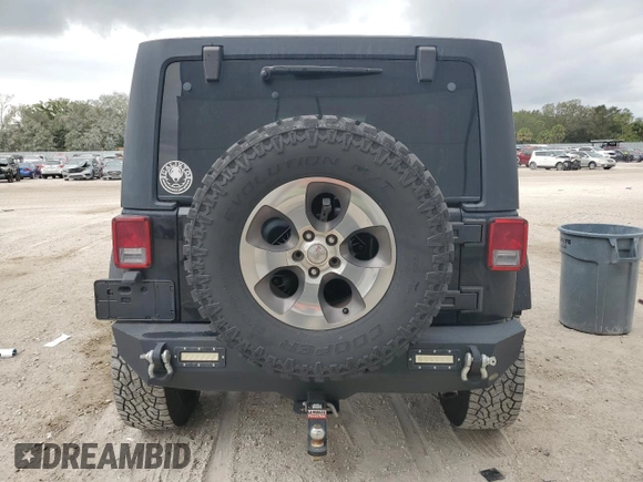 2018 Jeep Wrangler JK Unlimited Sahara with VIN 1C4BJWEG8JL908646, listed as a Copart auction lot 78954834 with 200,857 mi miles and Salvage Title. Bid and sale history available at carsss.com. Image 6.