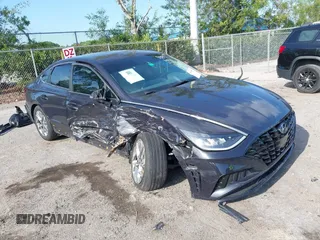 2023 Hyundai Sonata SEL z VIN KMHL64JA0PA289889, wystawiony jako IAAI lot #41931833 z przebiegiem 24 070 mil mil oraz . Historia ofert i sprzedaży dostępna na DreamBid. Obrazek 1.