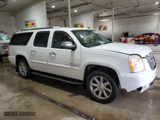 2007 GMC Yukon XL Denali with VIN 1GKFK66847J361941, listed as a Copart auction lot 48953745 with 241,132 mi miles and Salvage Title. Bid and sale history available at carsss.com. Image 4.