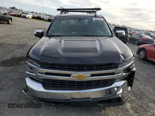 2020 Chevrolet Silverado 1500 LT with VIN 1GCRYDEDXLZ220779, listed as a Copart auction lot 46518275 with 133,306 mi miles and Salvage Title. Bid and sale history available at carsss.com. Image 5.