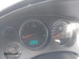 2008 Chevrolet Suburban 3LT z VIN 3GNFC16078G236433, wystawiony jako IAAI lot #41638246 z przebiegiem 200 244 mil mil oraz . Historia ofert i sprzedaży dostępna na DreamBid. Obrazek 7.
