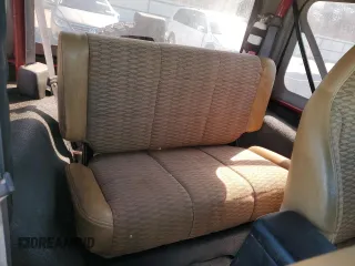 1998 Jeep Wrangler SE with VIN 1J4FY29P3WP795330, listed as a Copart auction lot 50800395 with 93,645 mi miles and Salvage Title. Bid and sale history available at carsss.com. Image 10.