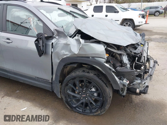 2023 GMC Terrain SLE z VIN 3GKALTEG8PL208986, wystawiony jako IAAI lot #40679682 z przebiegiem 11 023 mil mil oraz . Historia ofert i sprzedaży dostępna na DreamBid. Obrazek 14.