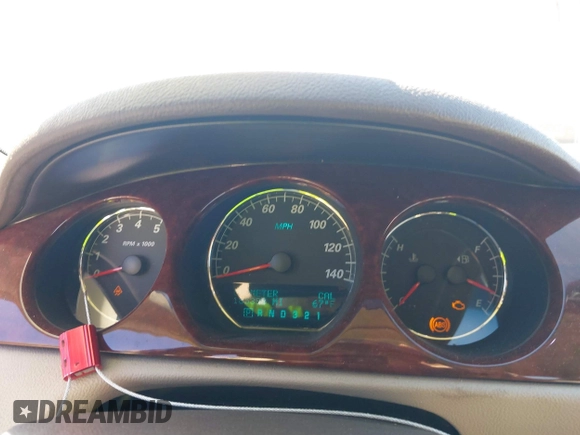 2007 Buick Lucerne CXL with VIN 1G4HD57247U218226, listed as a IAAI auction lot 40508642 with 185,398 mi miles and . Bid and sale history available at DreamBid. Image 7.