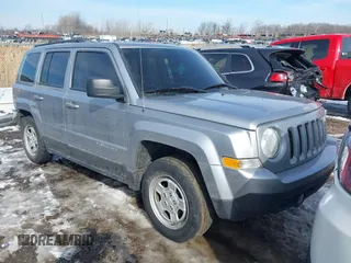 2017 Jeep Patriot Sport with VIN 1C4NJPBA9HD149576, listed as a IAAI auction lot 41646464 with 83,304 mi miles. Bid and sale history available at carsss.com. Image 1.