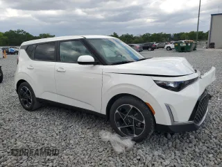 2024 Kia Soul EX with VIN KNDJ33AU1R7237020, listed as a Copart auction lot 49868965 with 6,892 mi miles and Salvage Title. Bid and sale history available at carsss.com. Image 4.