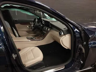 2021 Mercedes-Benz C 300 с VIN W1KWF8EBXMR649913, выставлен на аукционе IAAI как лот 41132379 с пробегом 22 429 миль миль и . История ставок и продаж доступна на DreamBid. Изображение 5.